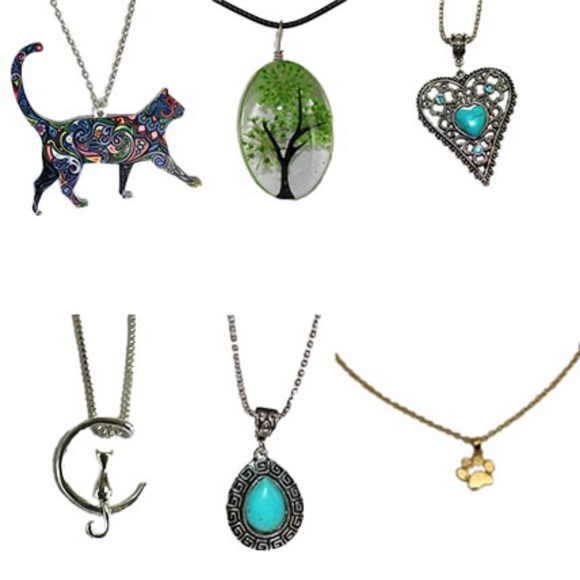 Jewelry - Bundle of 6 Necklaces